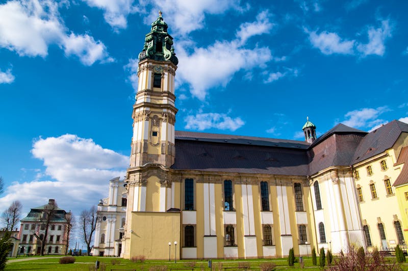 Klosterkirche in Krzeszow (Grüssau) im Waldenburger Land - ©©stockcrafter - stock.adobe.com