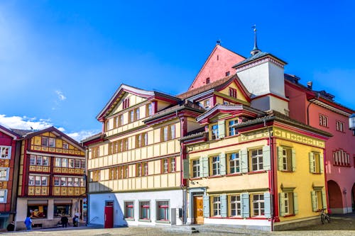 Fachwerkhäuser in der Altstadt von Appenzell &ndash; &copy; ©pure-life-pictures - stock.adobe.com