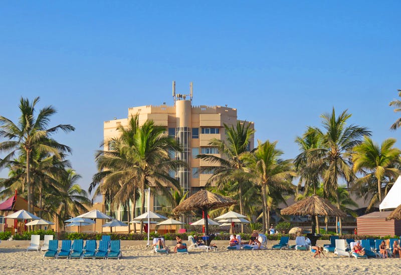 Strand am Crowne Plaza Hotel in Salalah - ©Eberhardt TRAVEL - Annette Weise