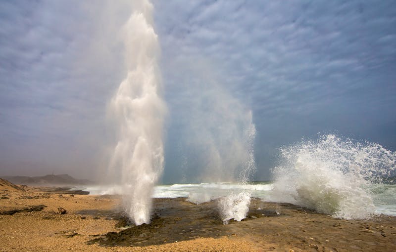 Blowholes von Mughsayl an der Küste von Dhofar - ©©katiekk2 - stock.adobe.com