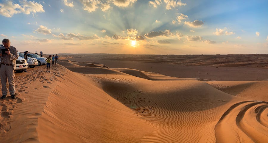 Wahiba Sands - Sonnenuntergang in der Wüste – © Eberhardt TRAVEL - Ralf Mehnert