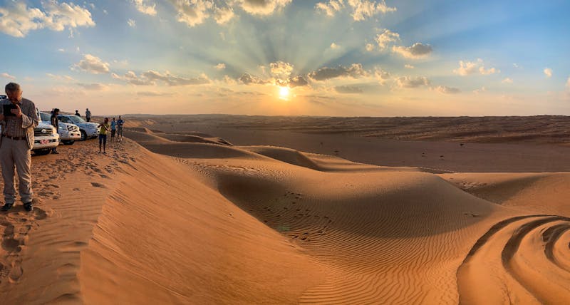 Wahiba Sands - Sonnenuntergang in der Wüste - ©Eberhardt TRAVEL - Ralf Mehnert