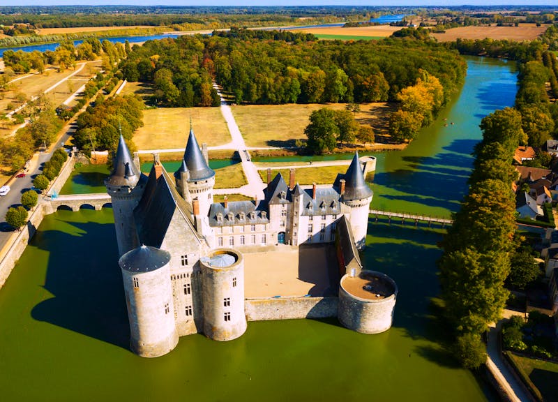 Chateau de Sully-sur-Loire - ©©JackF - stock.adobe.com