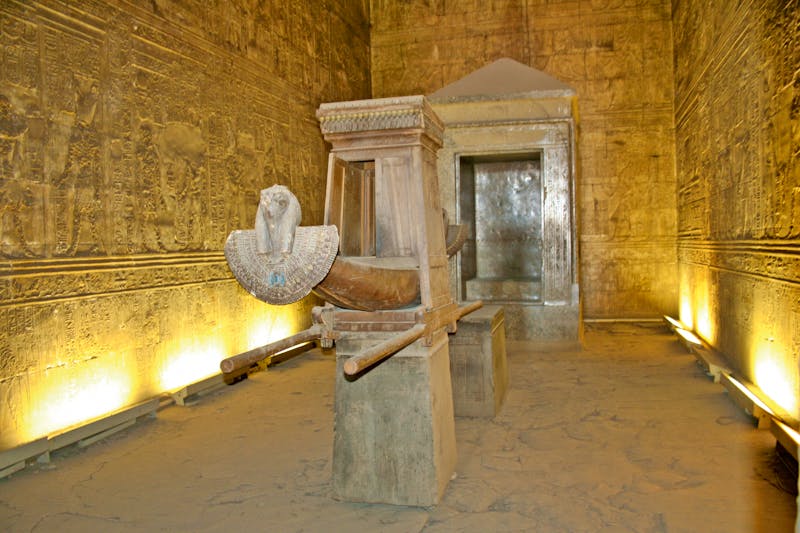 Allerheiligstes im Horus Tempel von Edfu - ©Eberhardt TRAVEL - Kristin Weigel