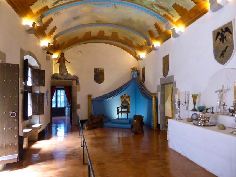 Im Dali-Schloss in Pubol -  Katalonien - ©Eberhardt TRAVEL - Dirk Schlosser