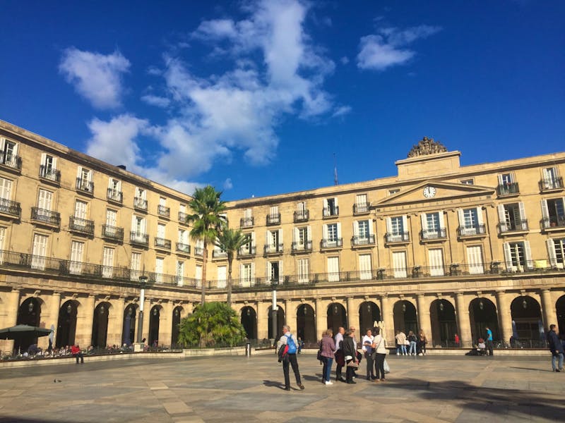 Plaza Nueva in Bilbao - ©Eberhardt TRAVEL - Birgit Kirchner