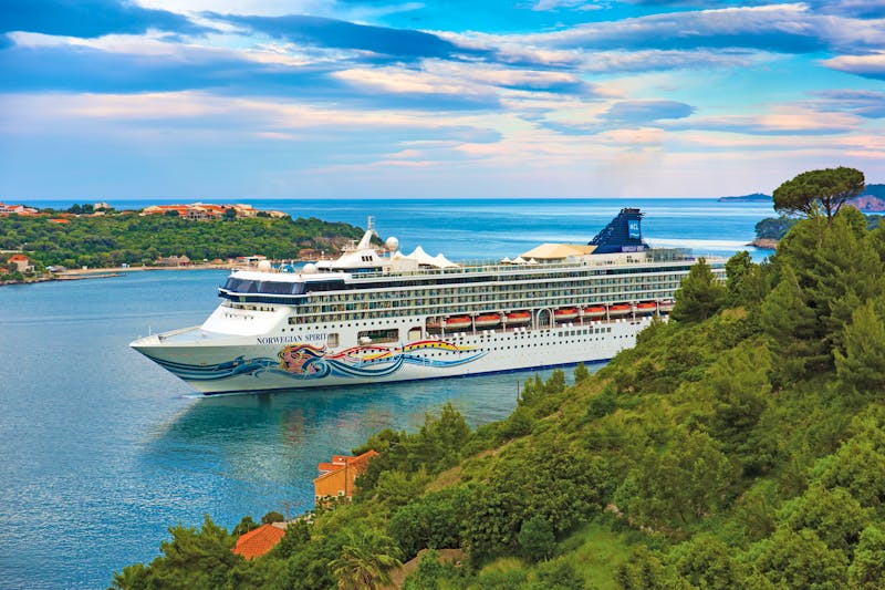 Kreuzfahrtschiff Norwegian Spirit  - ©©2016 Danny Lehman - Norwegian Cruise Line Unlimited Usage