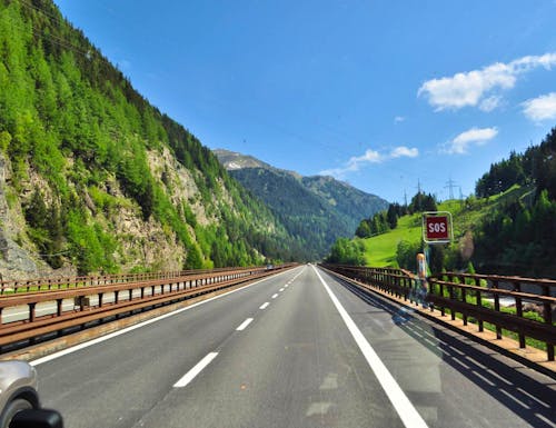 Busfahrt über die Brenner-Autobahn – © Eberhardt TRAVEL