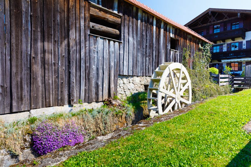 Historische Wassermühle in Nussdorf - Bayern - ©©Jochen Netzker - stock.adobe.com