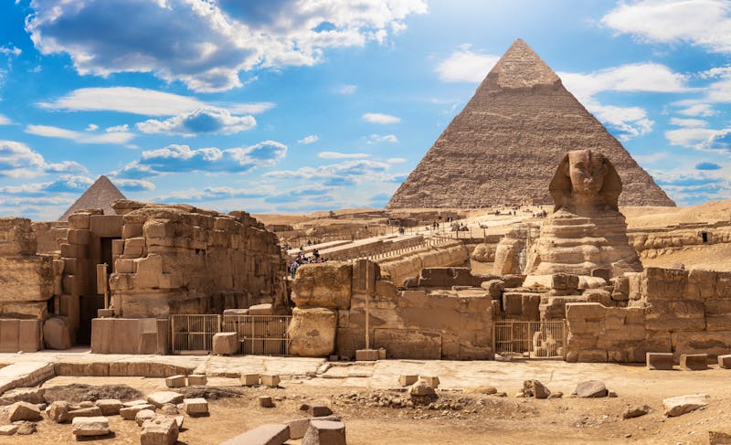 Pyramiden von Gizeh in Kairo - &copy;©AlexAnton - stock.adobe.com