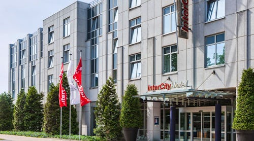 Außenansicht – © IntercityHotel Rostock