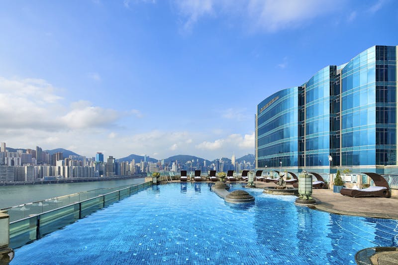 Swimmingpool im Harbour Grand Kowloon - ©Grischa Rüschendorf / rupho.com
