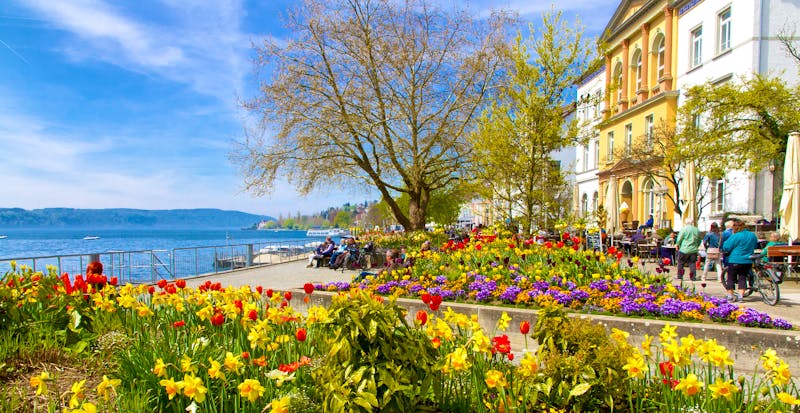 Frühling in Überlingen am Bodensee - &copy;Jürgen Fälchle - stock.adobe.com
