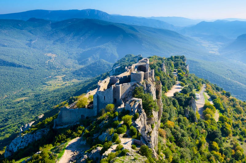 Burg Peyrepertuse in Okzitanien in Frankreich - ©midgardson - stock.adobe.com