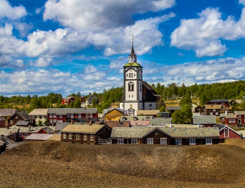 Kirche von Röros &ndash; &copy; Hamperium Photo - stock.adobe.com