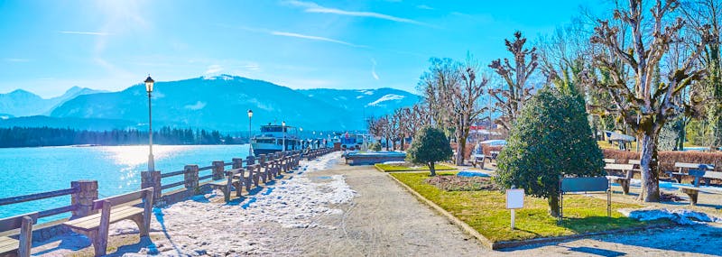 Sankt Wolfgang am Wolfgangsee im Salzkammergut - Uferpromenade im Winter - ©©efesenko - stock.adobe.com
