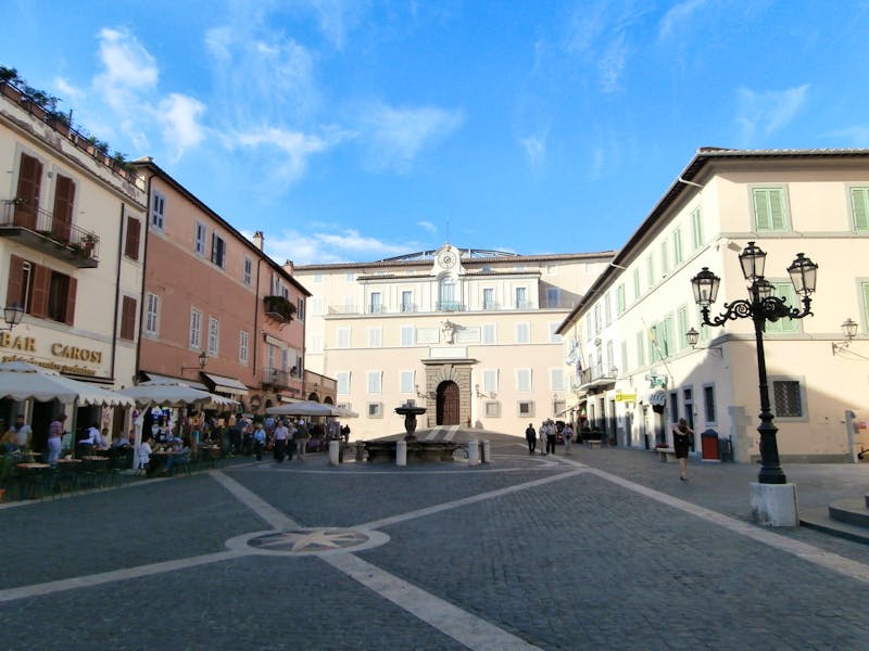 Castel Gandolfo - Pizza del Plebiscito  - ©Ingrid Langer