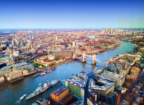 Blick von der Aussichtsplattform The Shard auf London &ndash; &copy; ©Ioan Panaite - stock.adobe.com