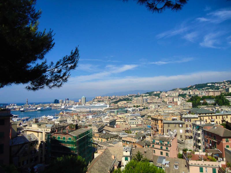 Blick auf Genua - ©Walburga Lindner