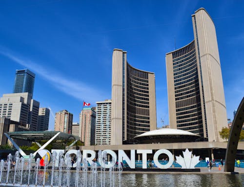 Stadtrundfahrt Toronto - City Hall (Neues Rathaus) – © Eberhardt TRAVEL - Andreas Wolfsteller