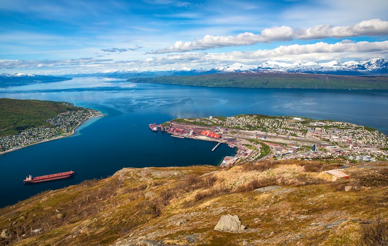 Hafenstadt Narvik am Ofotfjord in Nord-Norwegen - ©©victormro - stock.adobe.com