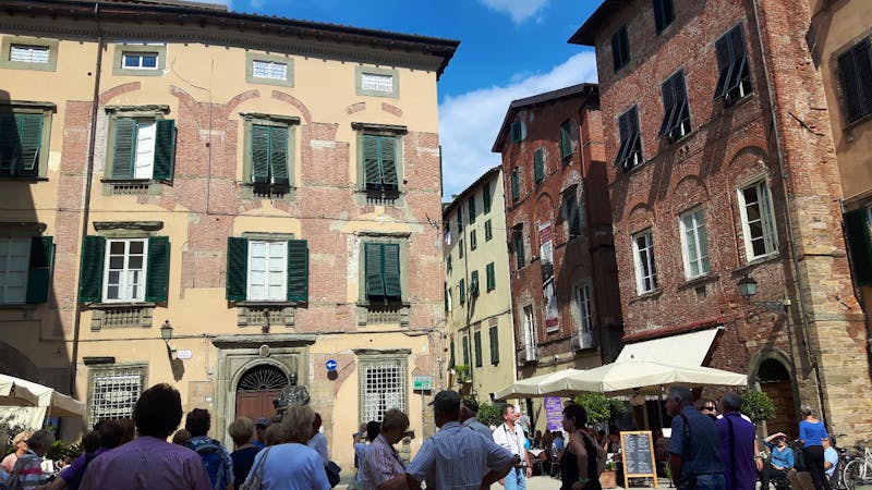 Lucca - Piazza Cittadella mit dem Puccini-Museum - ©Katrin Deutschbein