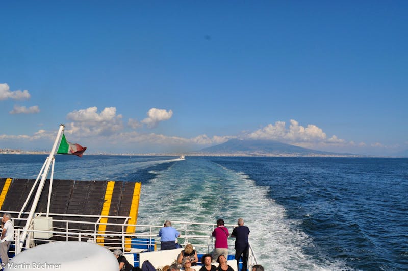 Golf von Neapel - Fähre zur Insel Ischia - &copy;Martin Büchner