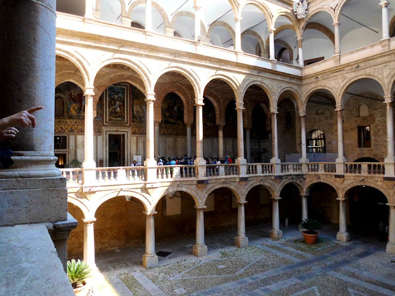 Palermo - Innenhof des Normannenpalastes - ©Adelheid Fritzsche