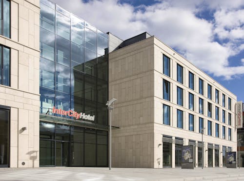 IntercityHotel Dresden – Außenansicht 2 &ndash; &copy; IntercityHotel GmbH