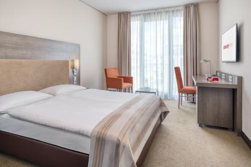 IntercityHotel Dresden – Zimmerbeispiel, Doppelzimmer &ndash; &copy; IntercityHotel GmbH