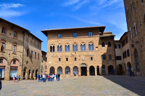 Volterra - An der Piazza dei Priori &ndash; &copy; Andreas Wolfsteller
