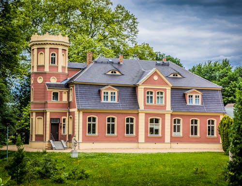 Schloss Kromlau – © grafikfotolounge – Adobe Stock