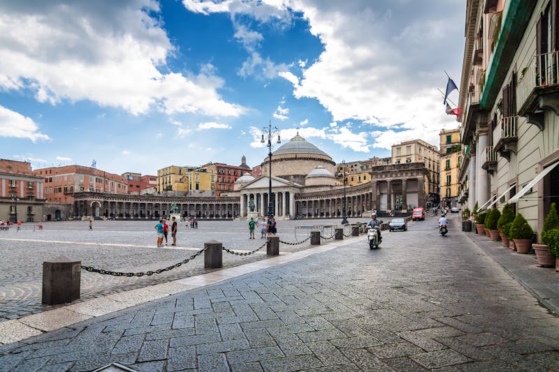 Neapel - Plebiscito's Square and S. Francis of Paola Basilica - ©Neonyn - stock.adobe.com