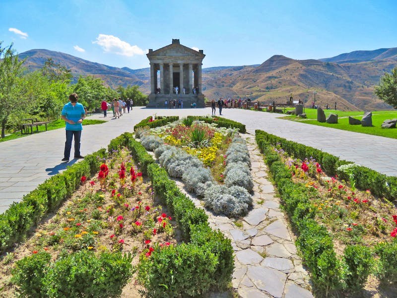 Besichtigung des Tempels Garni - ©Jürgen Schmeißer - Eberhardt TRAVEL