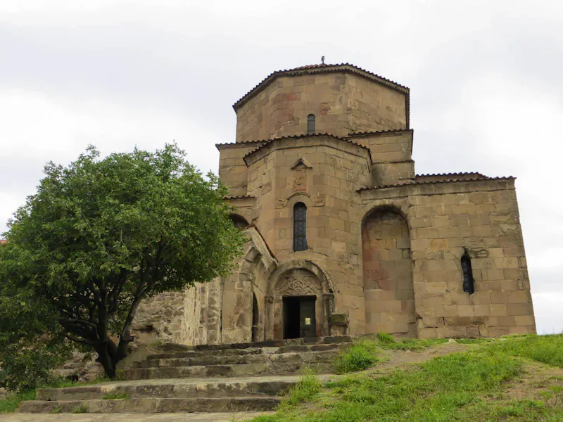 Besichtigung des Klosters Dschwari in Mzcheta - &copy;Jürgen Schmeißer - Eberhardt TRAVEL