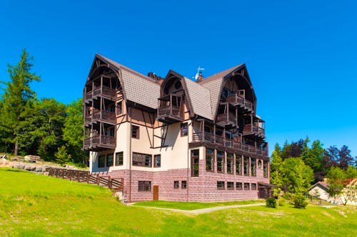 Außenansicht Hotel Sudetia &ndash; &copy; Hotel Sudetia