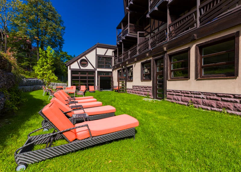 Außenanlage Hotel Sudetia – ©Hotel Sudetia