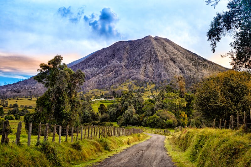 Vulkan Turrialba in Costa Rica - ©Randall Madrigal Solorzano -  Adobe Stock