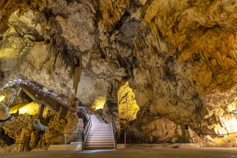 Tropfsteinhöhle von Nerja in Andalusien - ©©Alfredo - stock.adobe.com
