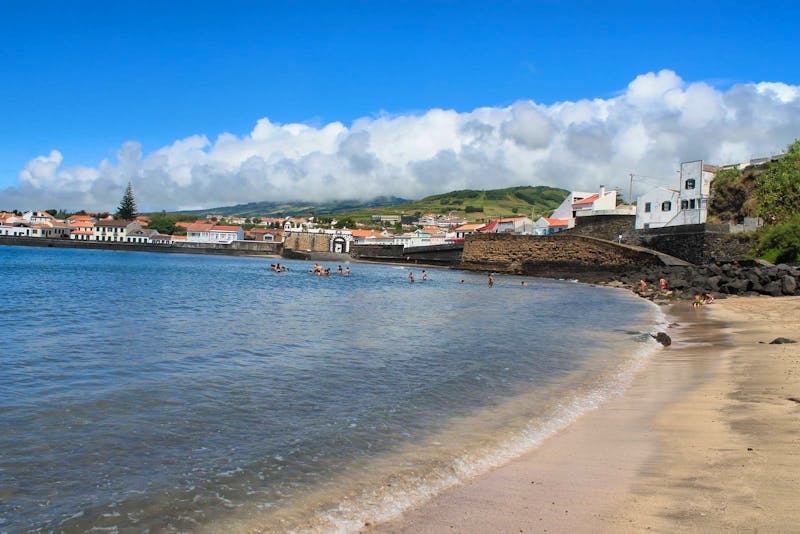 Faial: Horta - Mittagspause Porto Pim - ©Isabel Braksiek - Eberhardt TRAVEL