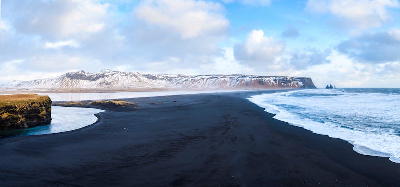 Vulkanstrand bei Vik - ©jon_chica - stock.adobe.com