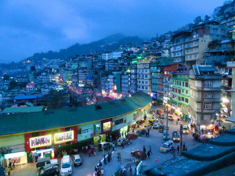 Gangtok by Night, Sikkim, Indien - ©Eberhardt TRAVEL