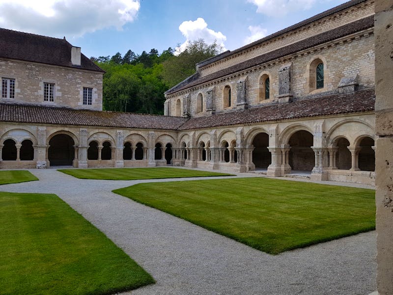 Abtei de Fontenay, Kreuzgang - ©Beate Schroedter - Eberhardt TRAVEL