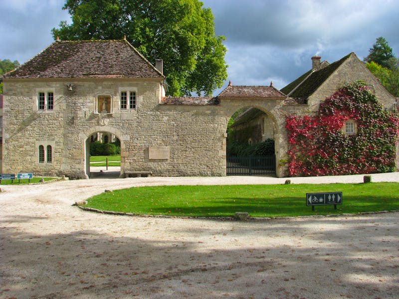 Führung in der Abtei Fontenay im Burgund - ©Roswitha Zytowski - Eberhardt TRAVEL