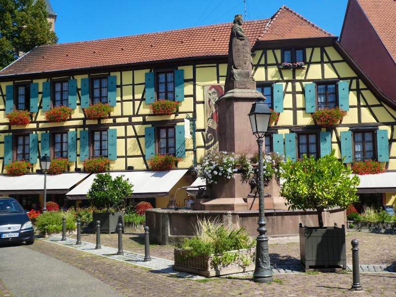 Das Dorf Ribeauville im Elsass - ©Kerstin Hugel - Eberhardt TRAVEL