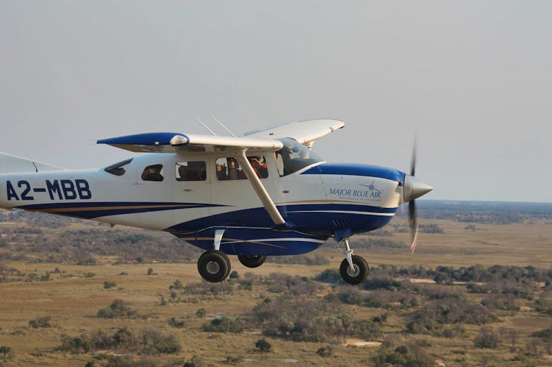 Flug über das Okavango-Delta - &copy;Vicky Kern - Eberhardt TRAVEL
