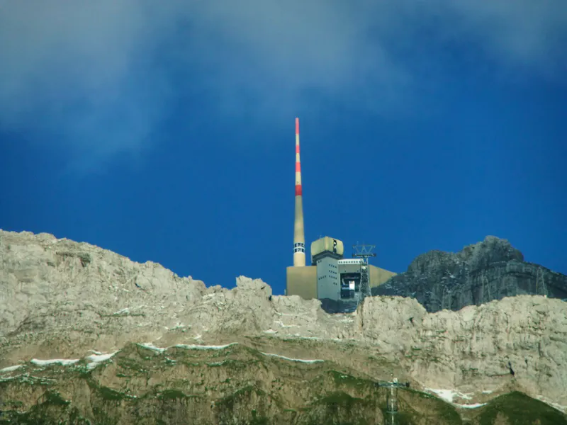 Blick von der Schwägalp zum Säntisgipfel - &copy;Martina Pötschke