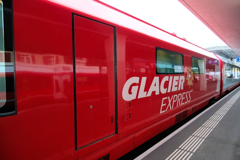 Die Fahrt mit dem Glacier-Express beginnt - ©Andreas Kunzmann