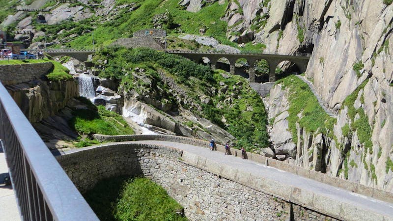 Stopp an der Schöllenenschlucht - Teufelsbrücke - ©Annette Weise