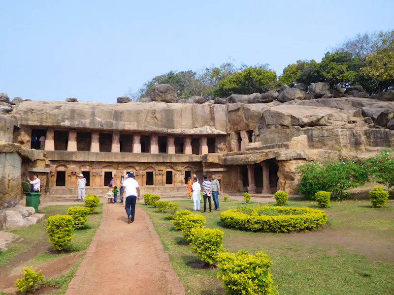 Höhlenkloster in Udayagiri - &copy;Michael Krause - Eberhardt TRAVEL